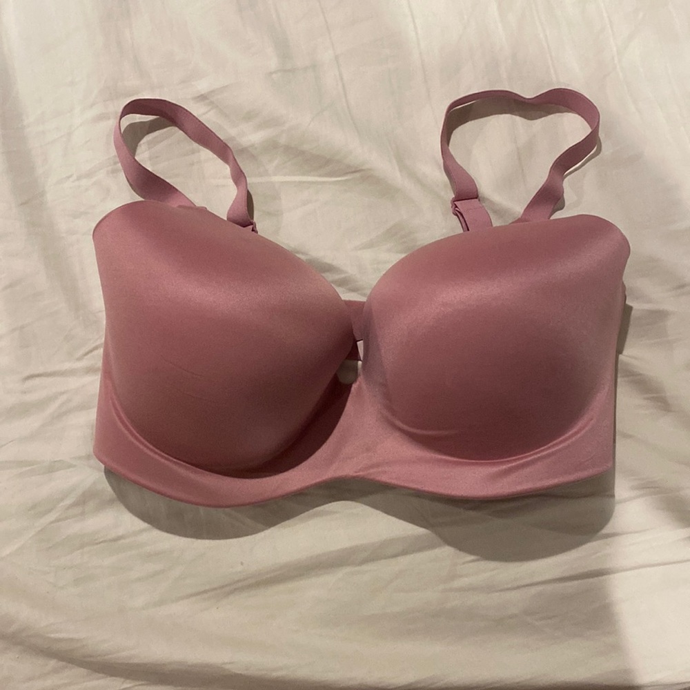 Wireless perfect coverage 34DDD Victorias Secret